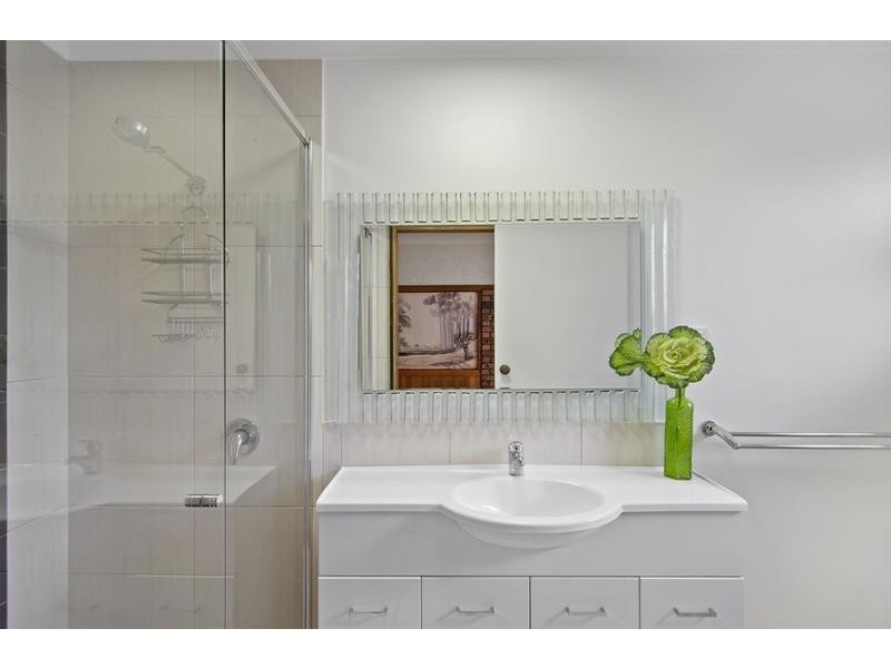 39 Kurrajong Court, Palm Beach QLD 4221