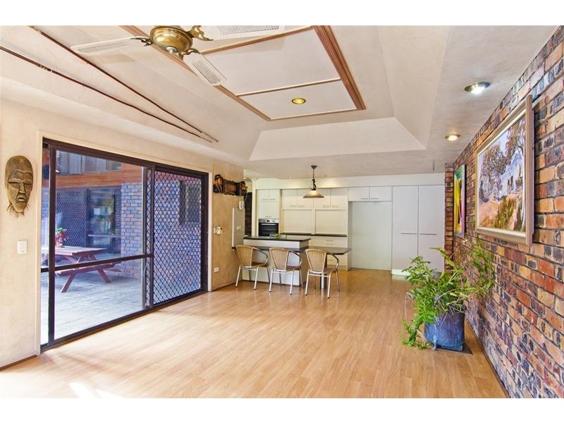 39 Kurrajong Court, Palm Beach QLD 4221