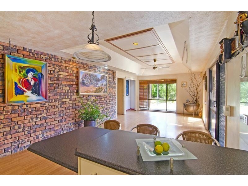 39 Kurrajong Court, Palm Beach QLD 4221