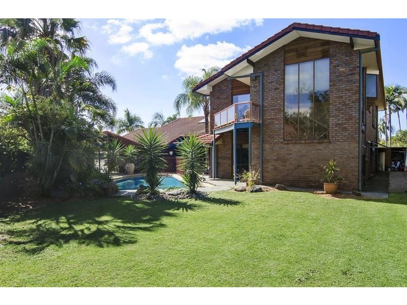 39 Kurrajong Court, Palm Beach QLD 4221