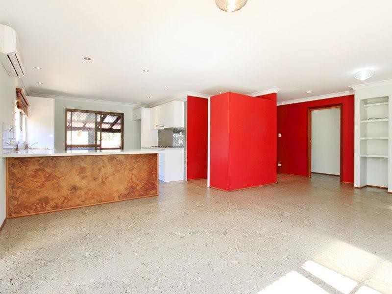 2 Ulm  Place, Worongary QLD 4213