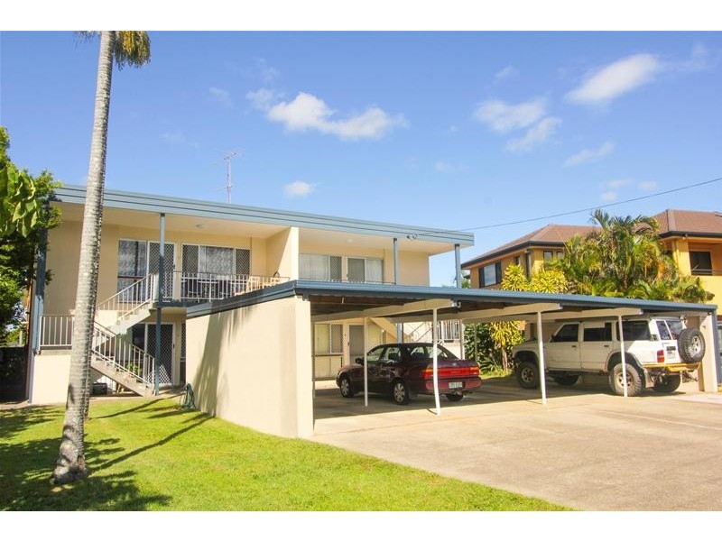 50 Tallebudgera Drive, Palm Beach QLD 4221