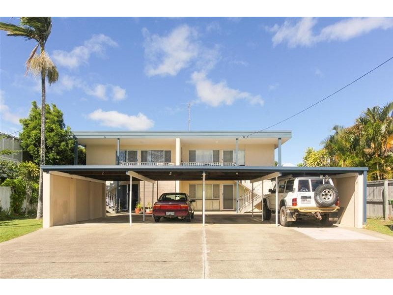 50 Tallebudgera Drive, Palm Beach QLD 4221