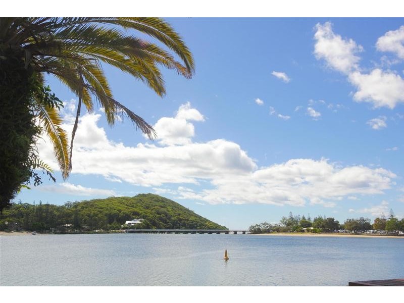 50 Tallebudgera Drive, Palm Beach QLD 4221