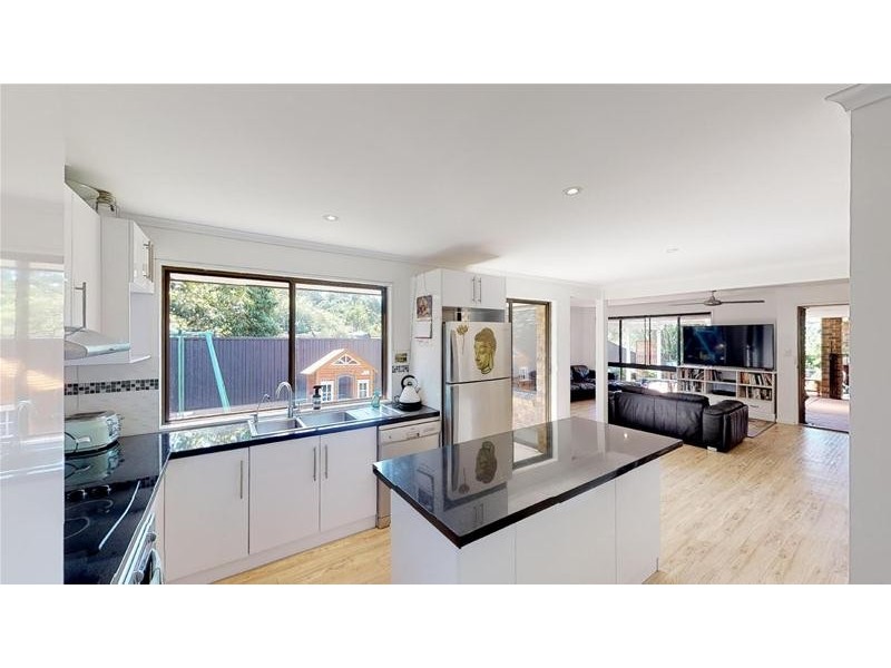 3 Jasper Court, Currumbin Waters QLD 4223