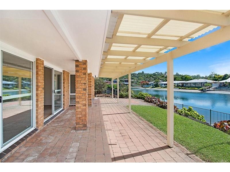 15 Murtha Drive, Elanora QLD 4221