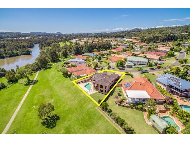 27 Tipuana Drive, Elanora QLD 4221