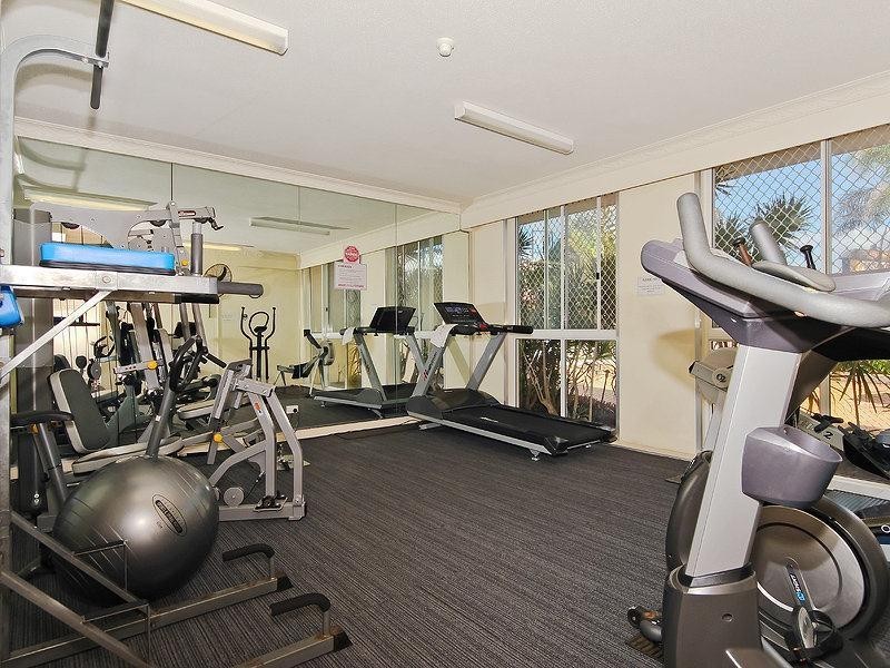 4a/2 Nineteenth Avenue, Palm Beach QLD 4221