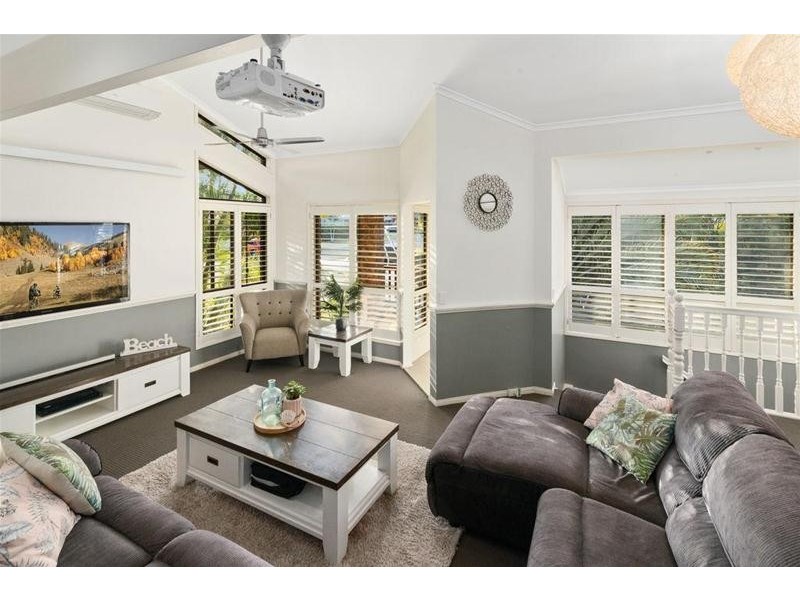 36 Jarrahdale Drive, Elanora QLD 4221