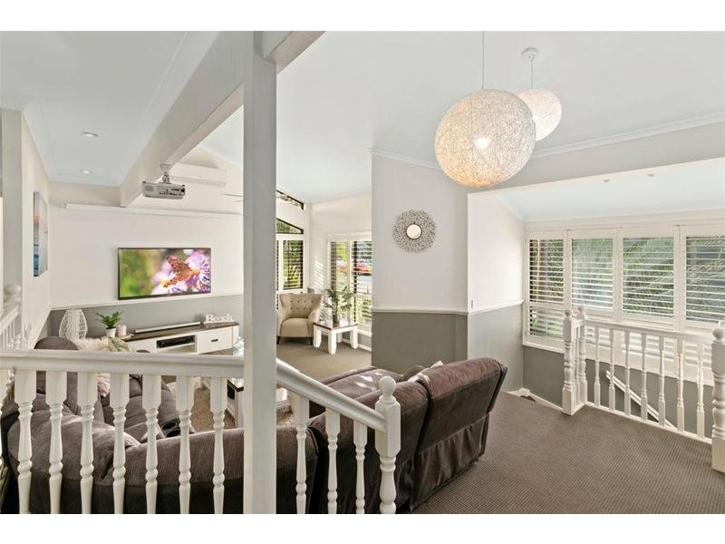 36 Jarrahdale Drive, Elanora QLD 4221