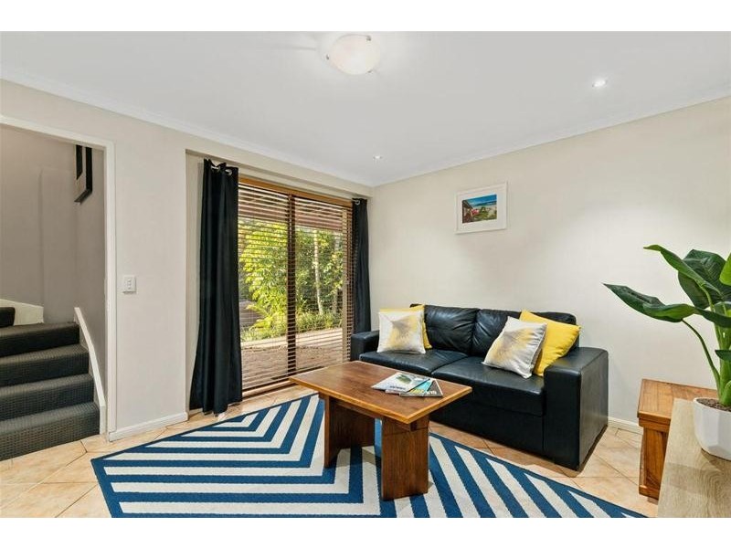 36 Jarrahdale Drive, Elanora QLD 4221