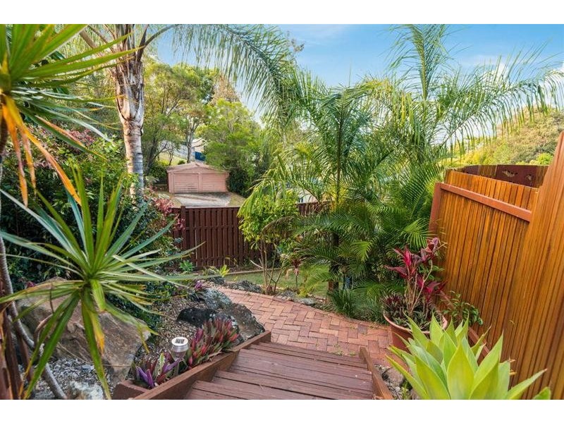 36 Jarrahdale Drive, Elanora QLD 4221