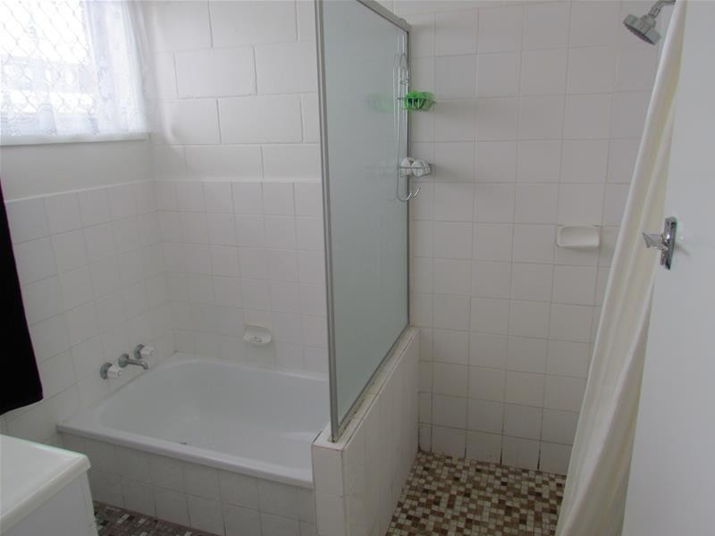 2/63 Leyte Avenue, Palm Beach QLD 4221