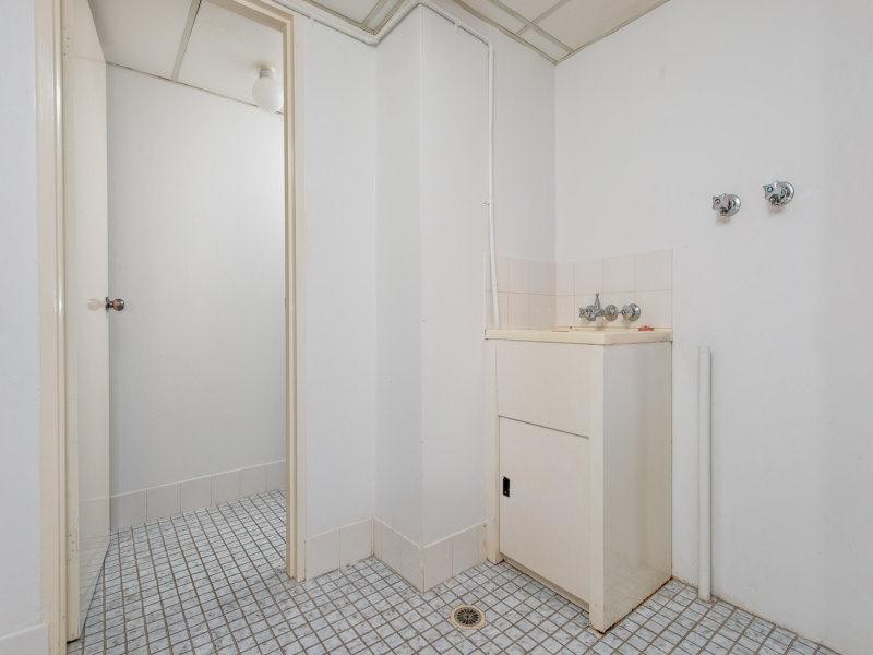 3/141 Surf Parade, Broadbeach QLD 4218