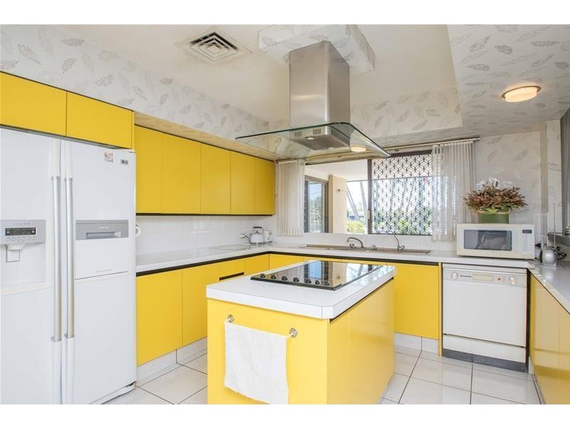 13 Boomerang Crescent, Bundall QLD 4217