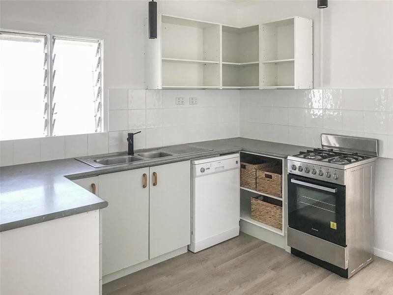 104 Cypress Terrace, Palm Beach QLD 4221