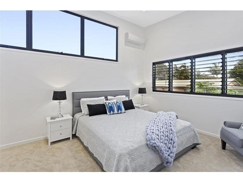2/7 Boundary  Street, Currumbin Waters QLD 4223