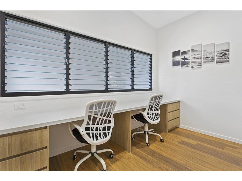 2/7 Boundary  Street, Currumbin Waters QLD 4223