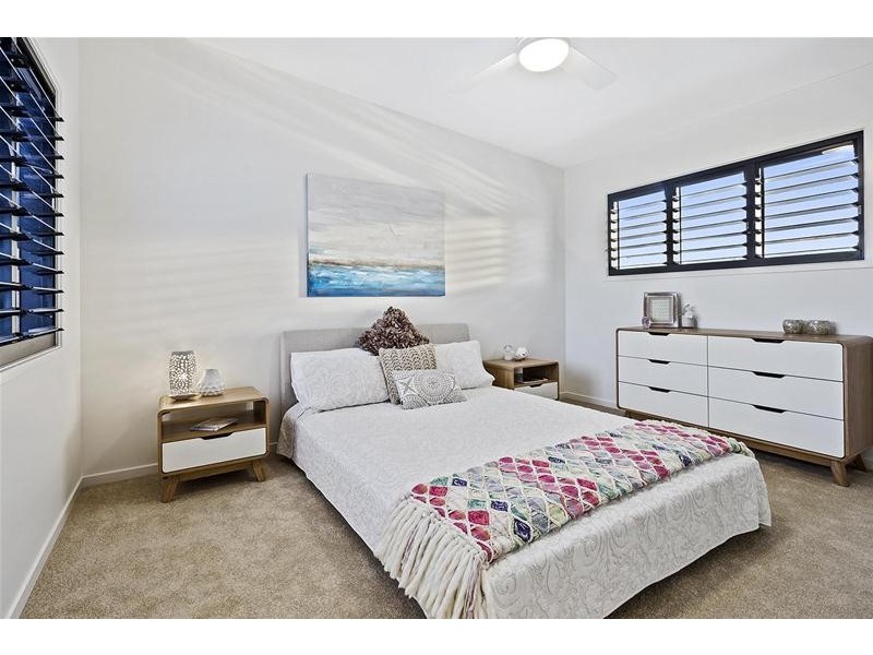 2/7 Boundary  Street, Currumbin Waters QLD 4223