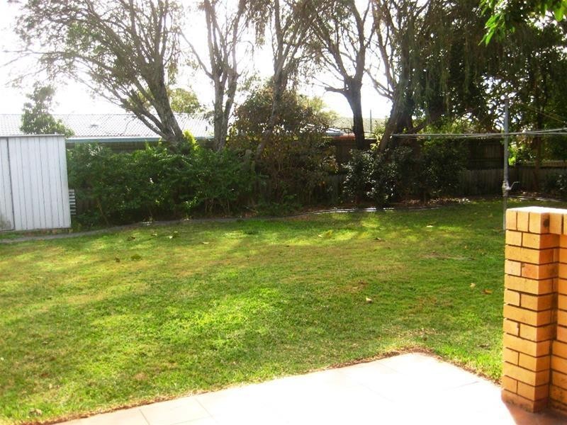 9 Iluka Street, Palm Beach QLD 4221