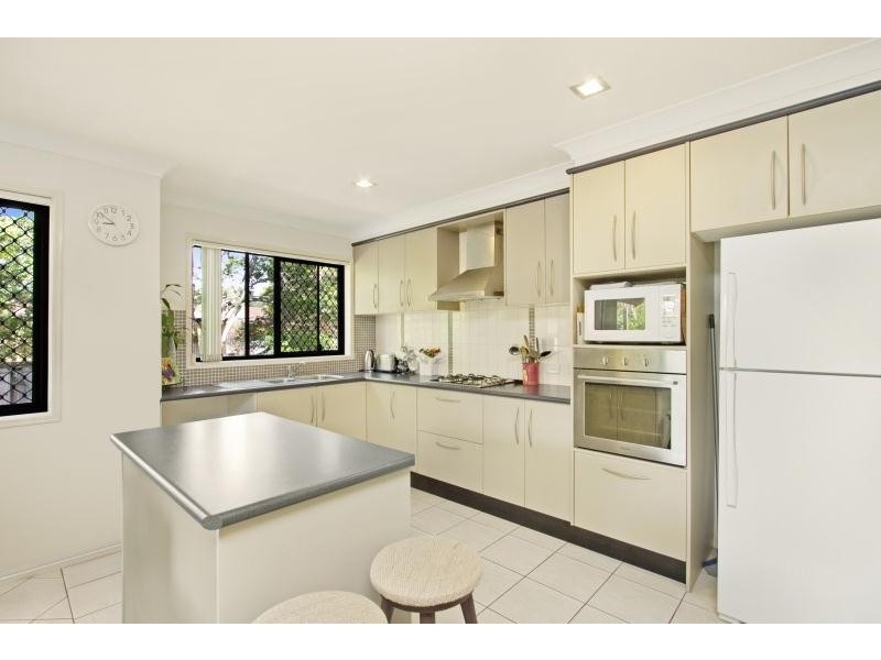 2/22 Guineas Creek Road, Currumbin Waters QLD 4223