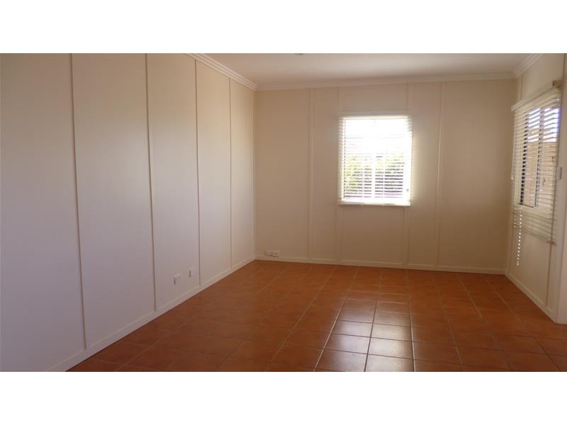 4 Second Avenue, Palm Beach QLD 4221