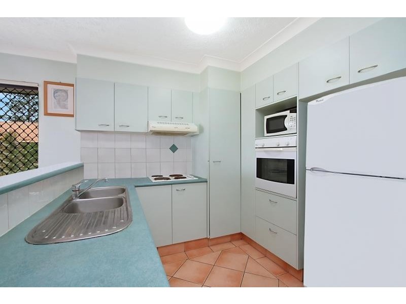 9/1266 Gold Coast Highway, Palm Beach QLD 4221