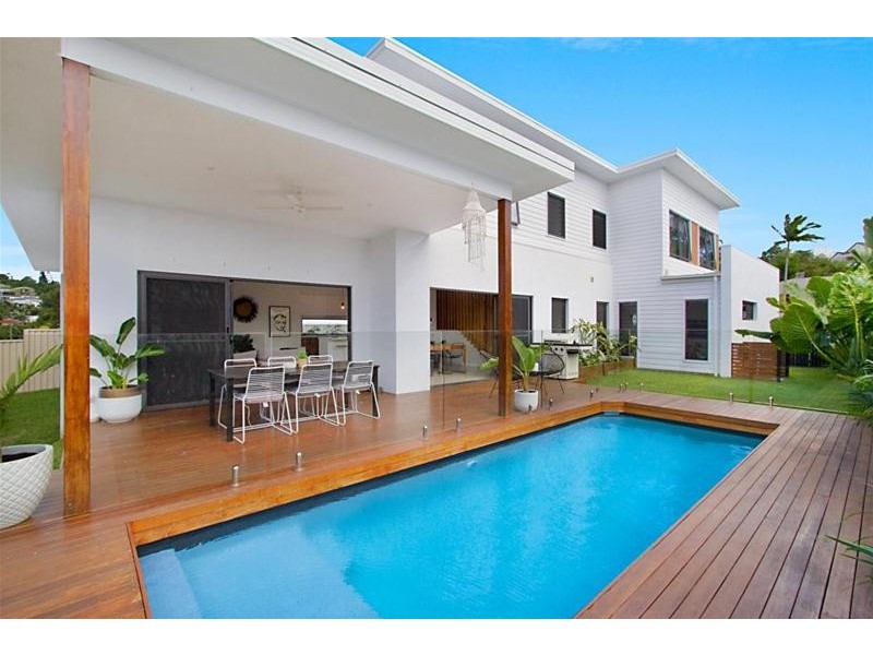 38 Nollamara Drive, Elanora QLD 4221