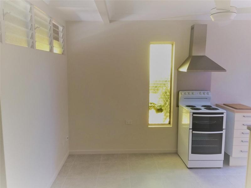 4/33 Boodera  Road, Palm Beach QLD 4221