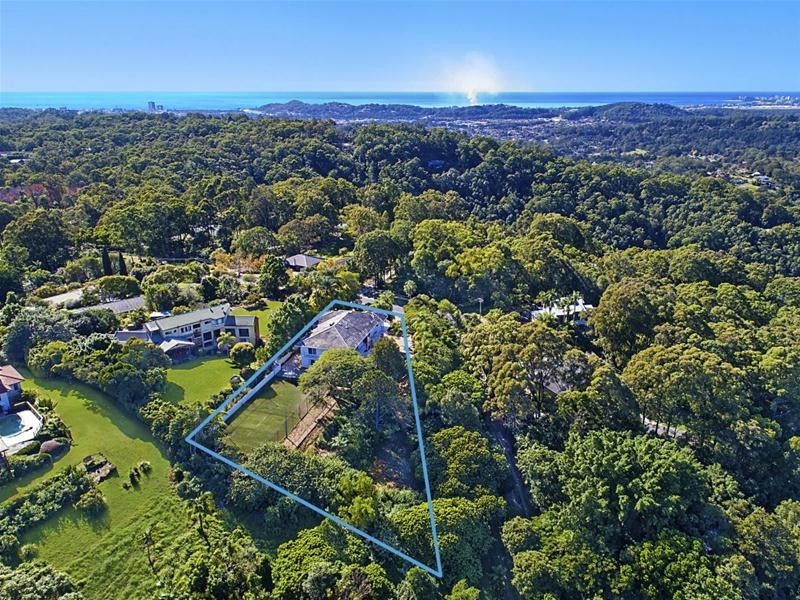 33 Evergreen Drive, Elanora QLD 4221