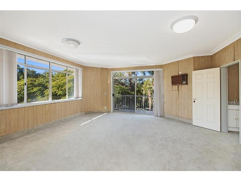 33 Evergreen Drive, Elanora QLD 4221