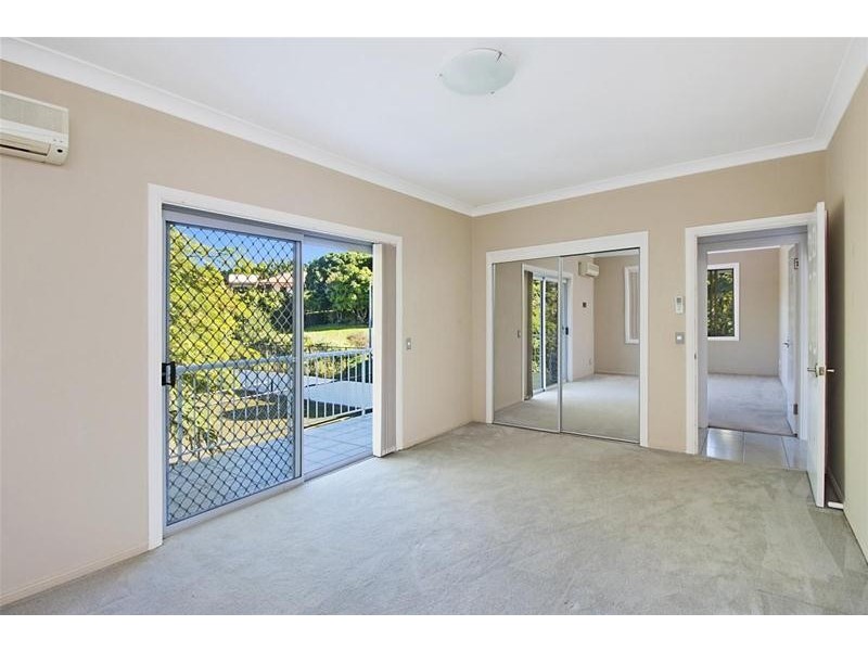 33 Evergreen Drive, Elanora QLD 4221