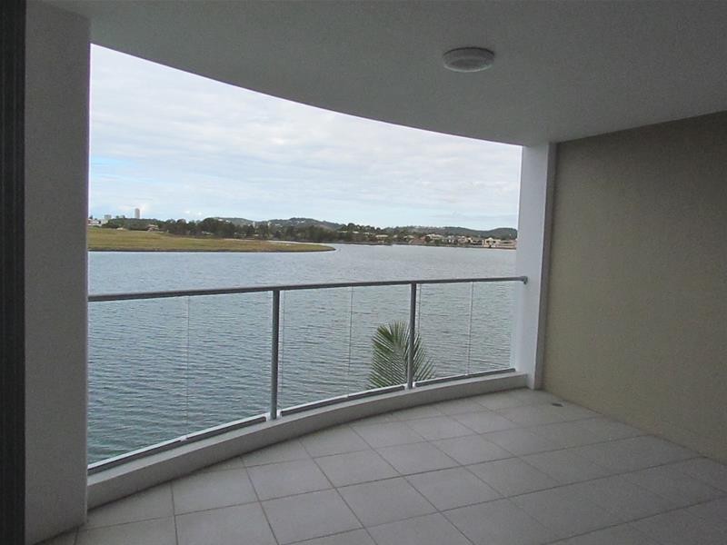 21/255 Varsity Parade, Varsity Lakes QLD 4227