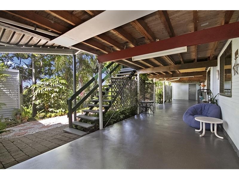 4 Ponderosa Court, Elanora QLD 4221