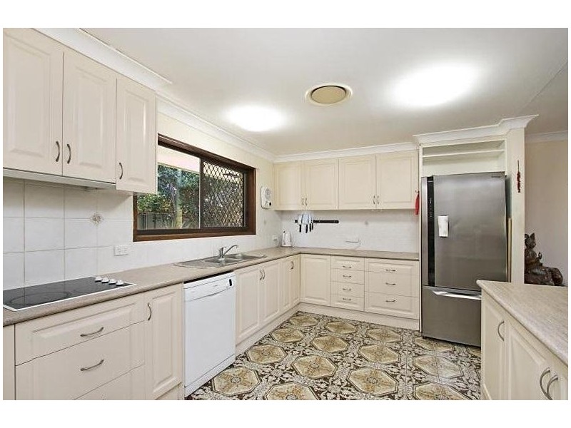 7 Holbrook Way, Elanora QLD 4221