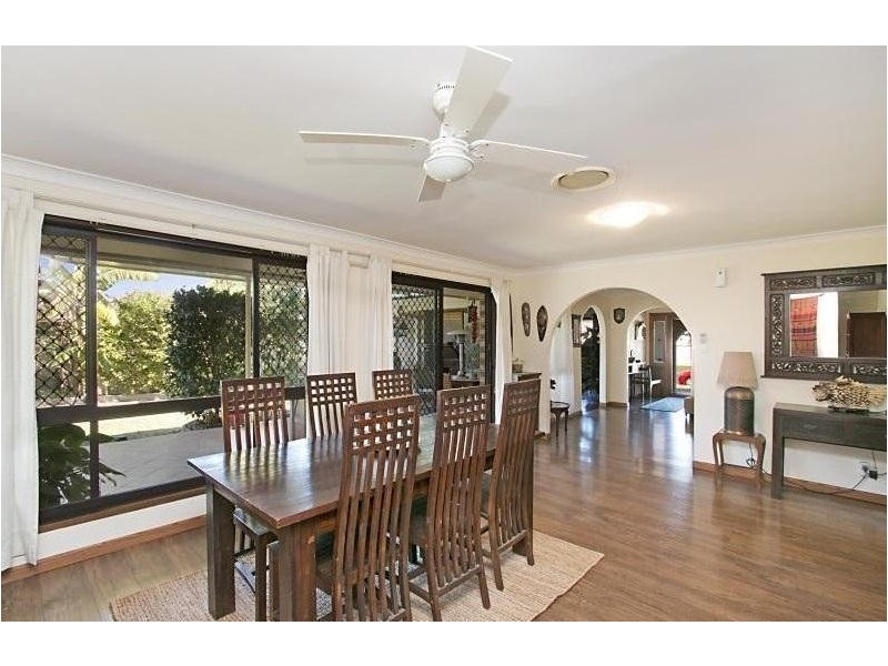 7 Holbrook Way, Elanora QLD 4221