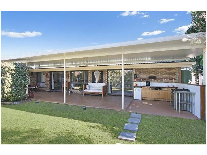 7 Holbrook Way, Elanora QLD 4221