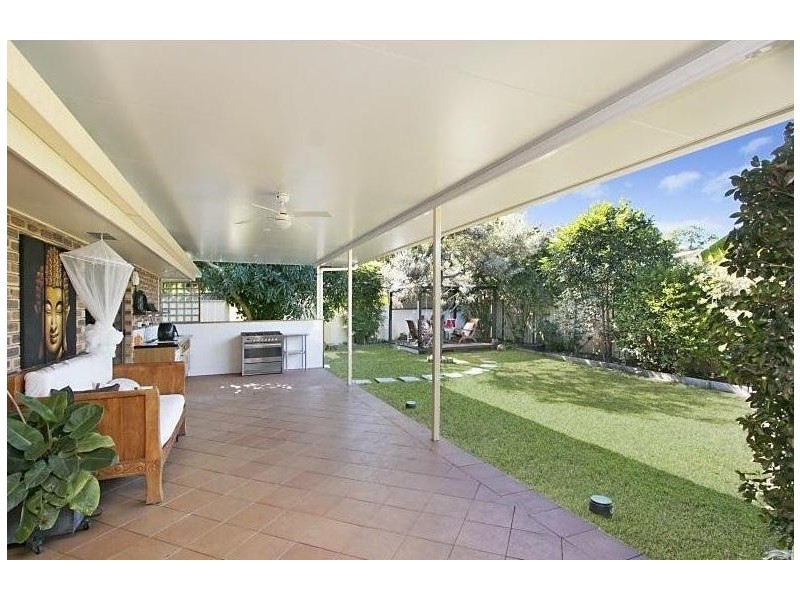 7 Holbrook Way, Elanora QLD 4221