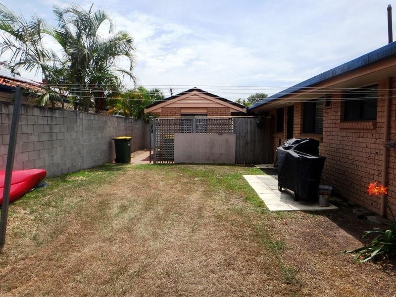 2/50 T. E. Peters Drive, Broadbeach Waters QLD 4218