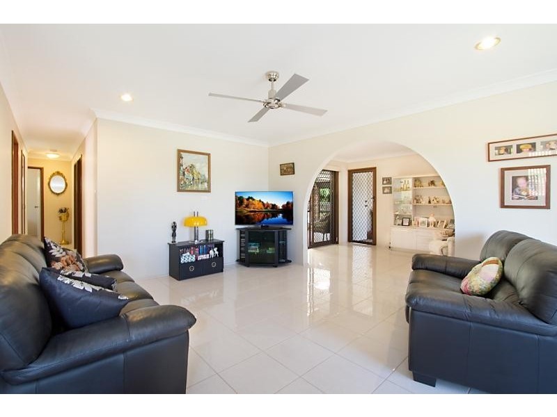3 Birch Court, Palm Beach QLD 4221