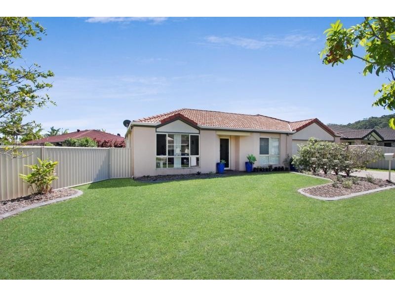 4 Neeson Place, Currumbin Waters QLD 4223