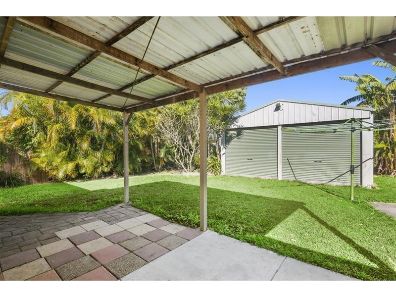 49 Station Street, Currumbin Waters QLD 4223