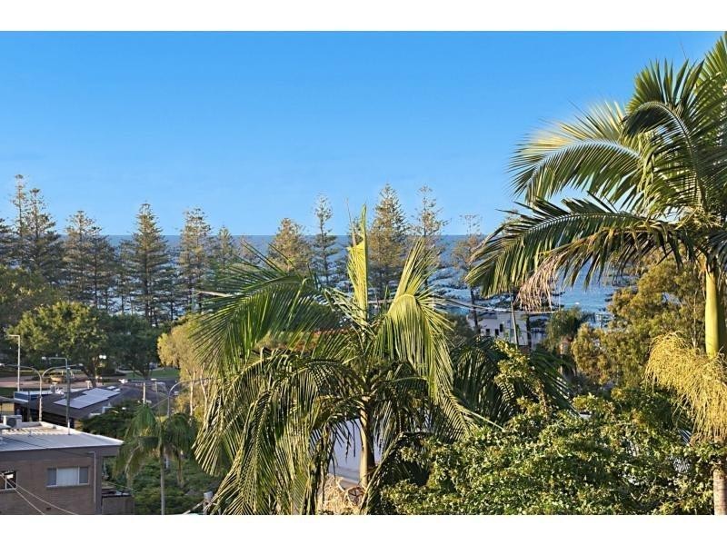 7/5 Hill Avenue, Burleigh Heads QLD 4220