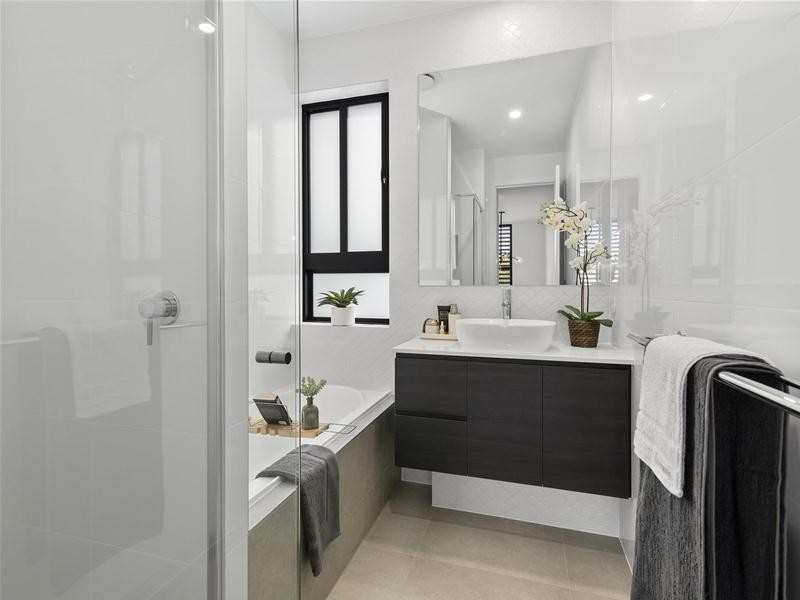 1, 2, 3 & 4/1034 Gold Coast Highway, Palm Beach QLD 4221