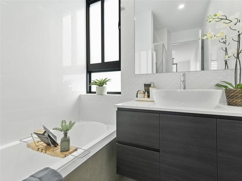 1, 2, 3 & 4/1034 Gold Coast Highway, Palm Beach QLD 4221