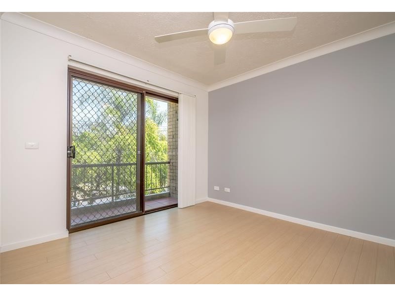 5/8 Twenty Second Avenue, Palm Beach QLD 4221