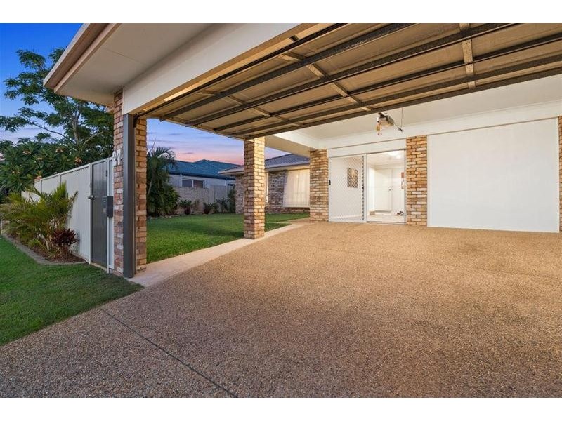 27 Bergamont Street, Elanora QLD 4221
