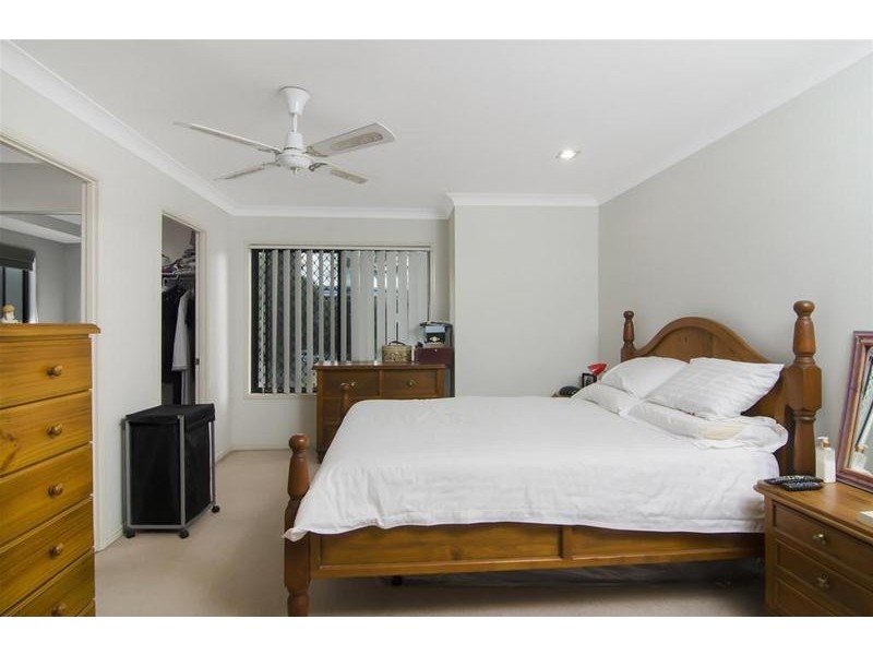 2/22 Guineas Creek Road, Currumbin Waters QLD 4223