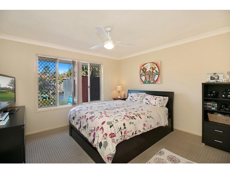2/28 Yodelay Street, Varsity Lakes QLD 4227