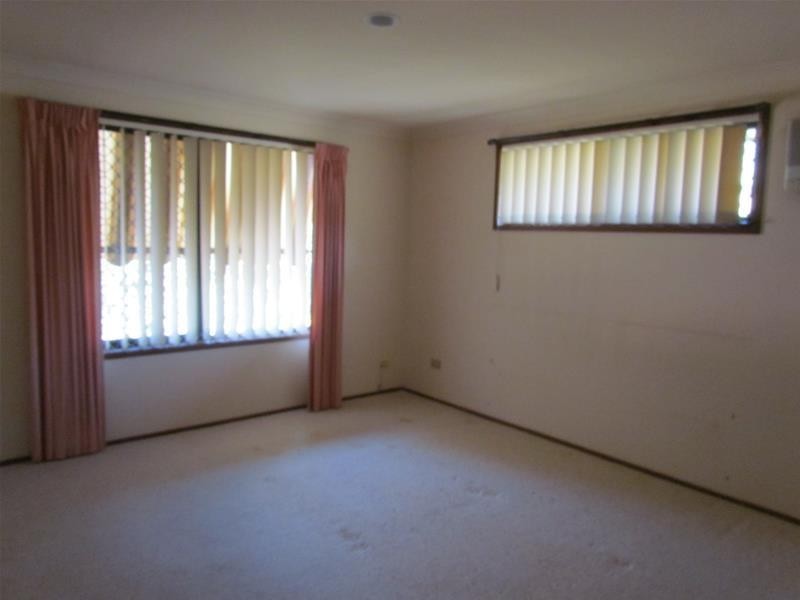 70 Murtha Drive, Elanora QLD 4221